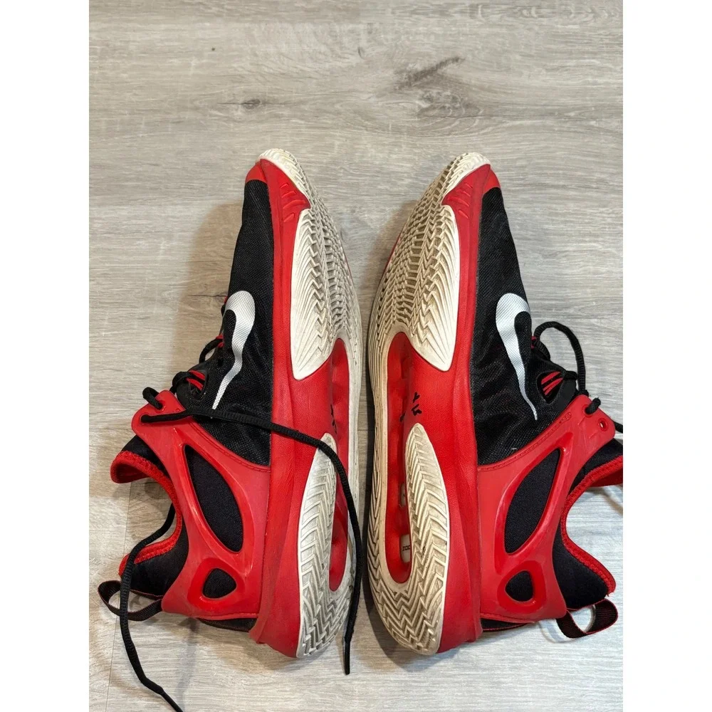 Nike Hyperrev‎ Basketball Shoes Performance Athletic Black Red Size 10